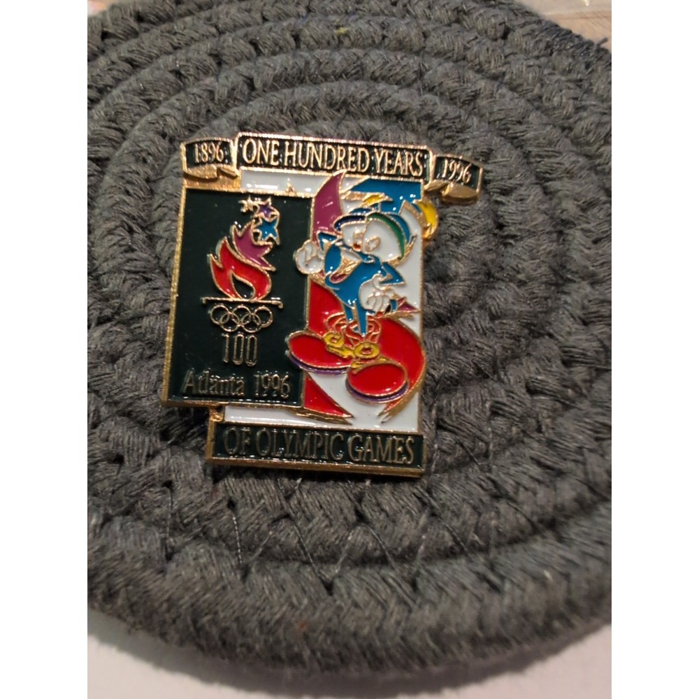 1996 OLYMPIC IZZY ONE HUNDRED YEARS OF OLYMPIC GAMES PIN 1896-1996 PIN CLOISONNE